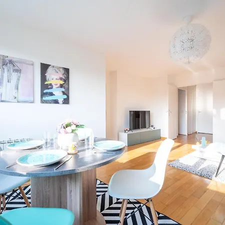 Immotovo - Moderne - Paris 8 Min - Parking - Netflix Apartment Villejuif