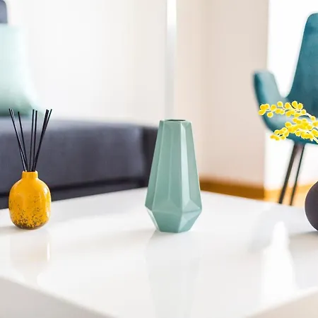 Immotovo - Moderne - Paris 8 Min - Parking - Netflix Apartment
