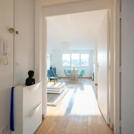 Apartment Immotovo - Moderne - Paris 8 Min - Parking - Netflix *