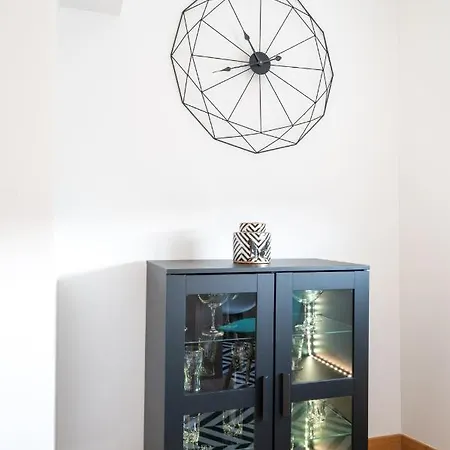 Immotovo - Moderne - Paris 8 Min - Parking - Netflix *