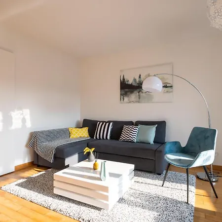 Immotovo - Moderne - Paris 8 Min - Parking - Netflix Villejuif
