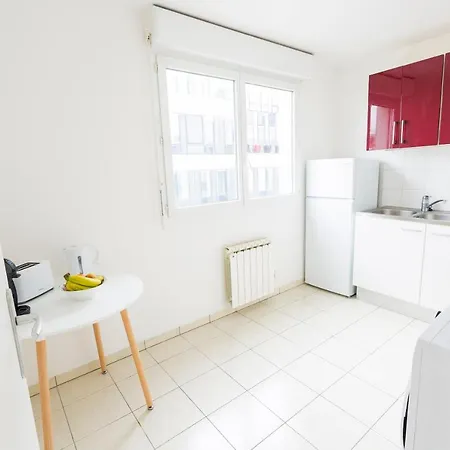 Immotovo - Moderne - Paris 8 Min - Parking - Netflix Apartment Villejuif